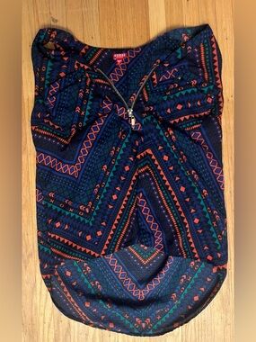 Guess Sleeveless Boho Blouse with Front Zipper